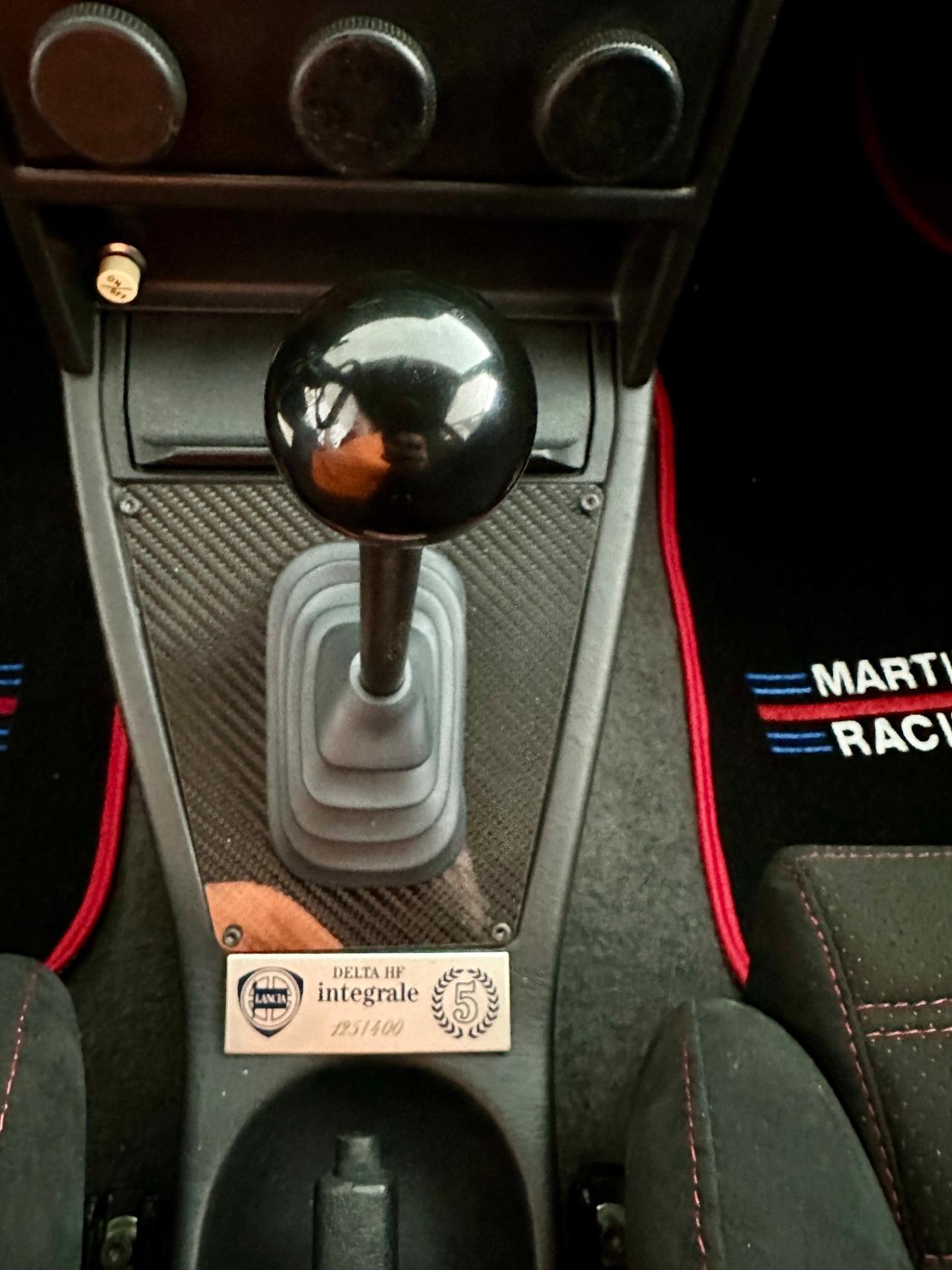 Lancia Delta 2.0i.e. turbo 16V HF integrale EVO 1 REPLICA Martini 5