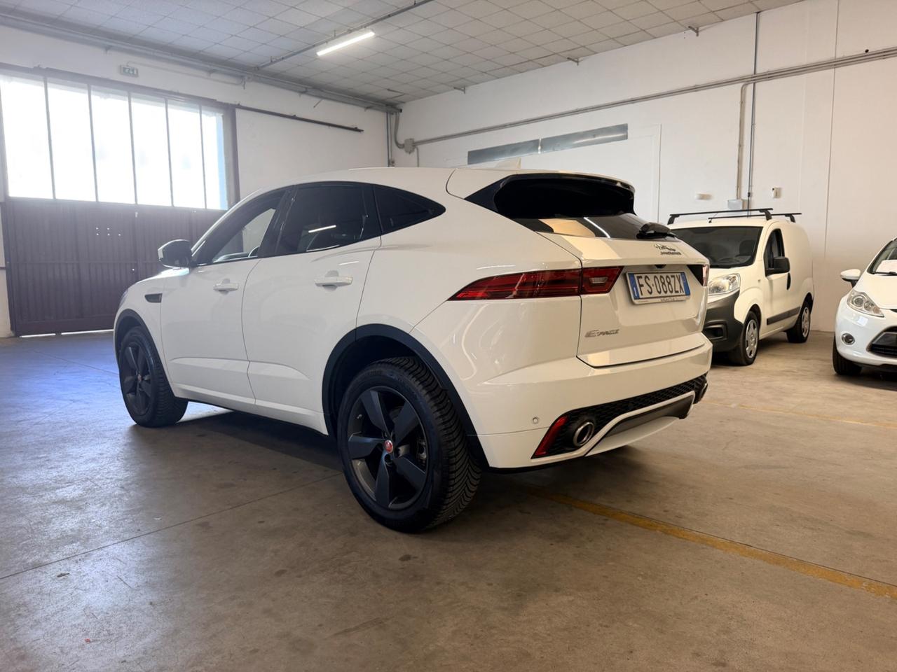 Jaguar E-Pace 2.0D 180 CV AWD R-Dynamic