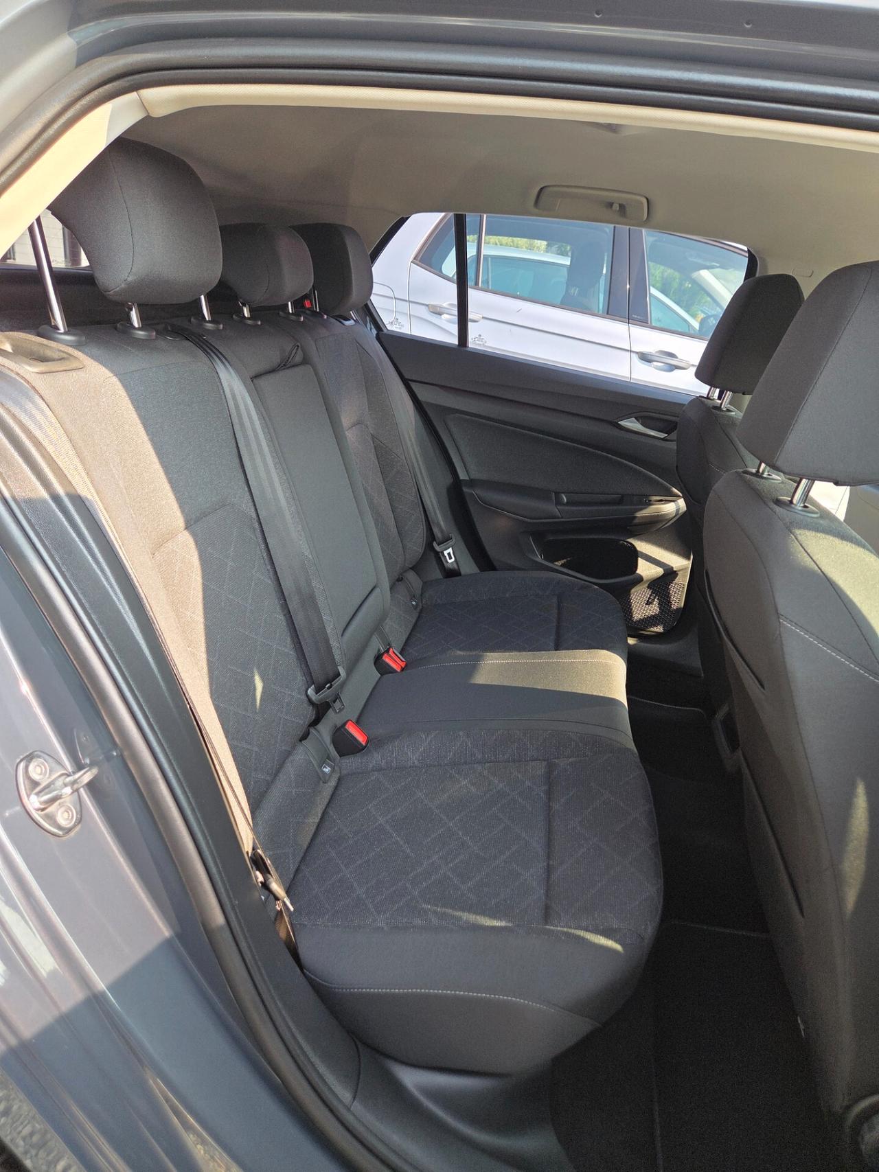 Volkswagen Golf 1.5 eTSI 130 CV EVO ACT DSG Life