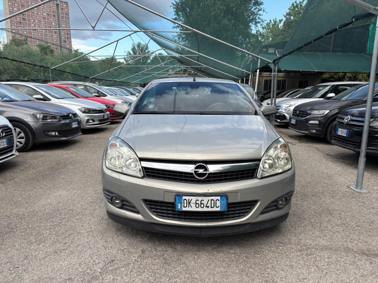 Opel Astra TwinTop 1.6 16V Cosmo CABRIO