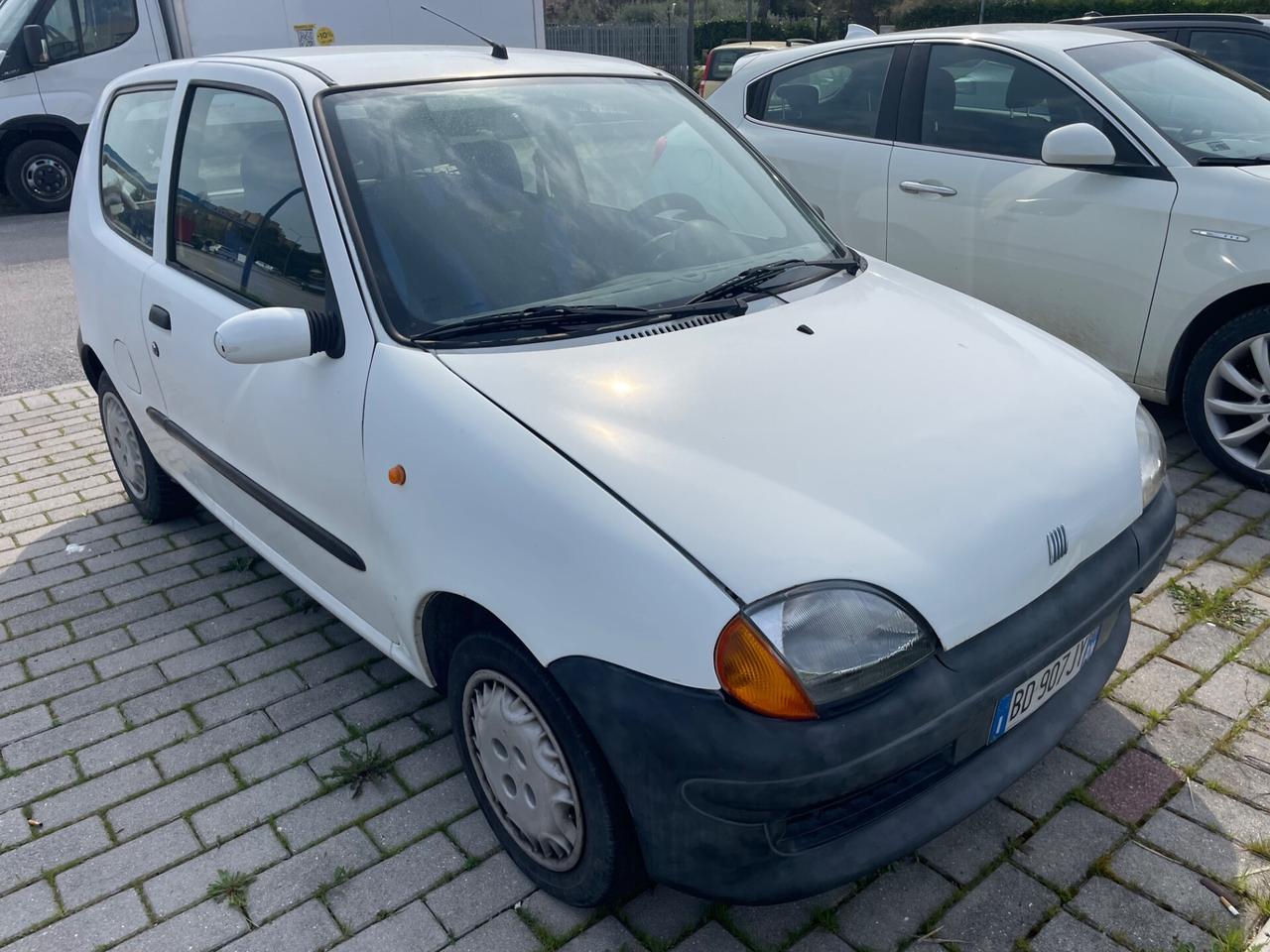 FIAT 600 NEOPATENTATI 1.1 BENZINA 180.000 km.
