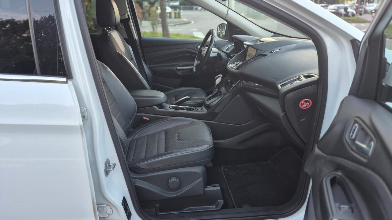 Ford Kuga 2.0 TDCI 150 CV S&S 4WD Powershift Titanium Business