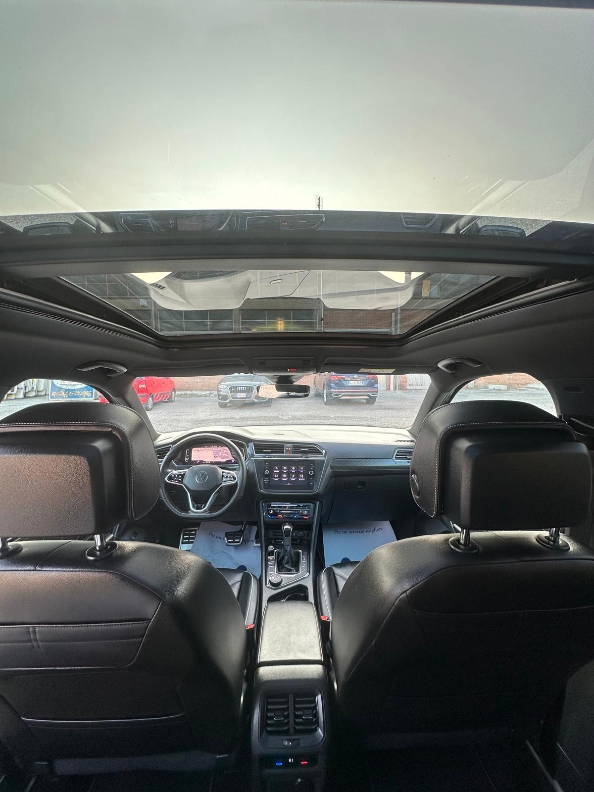 Volkswagen Tiguan 2.0 TDI 200 CV SCR DSG 4MOTION R-Line TETTO APRIBILE SEDILI IN PELLE TOTALE