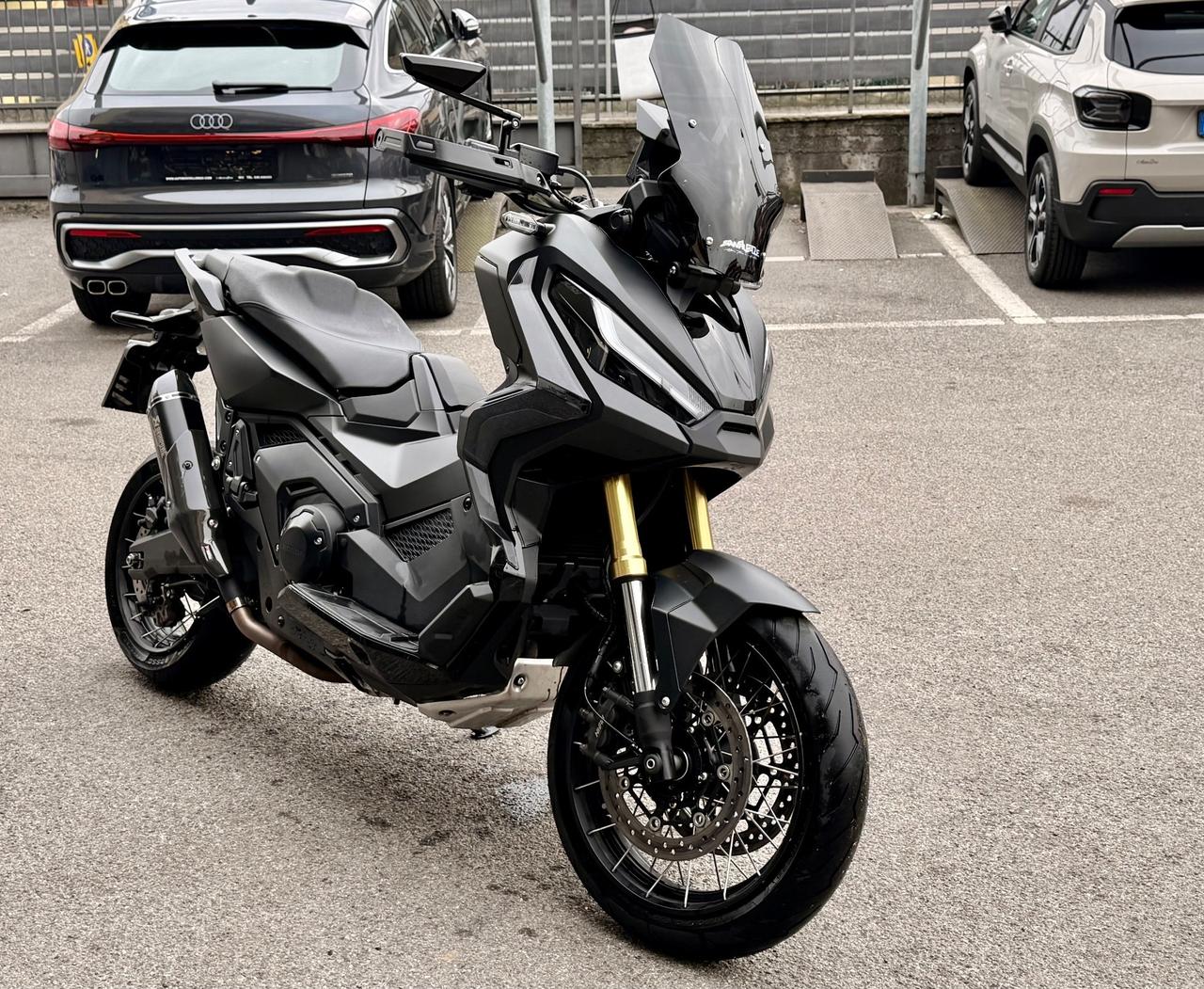 Honda X-ADV 750 • Depotenziata A2 • Garanzia Honda 2030 • Akrapovic