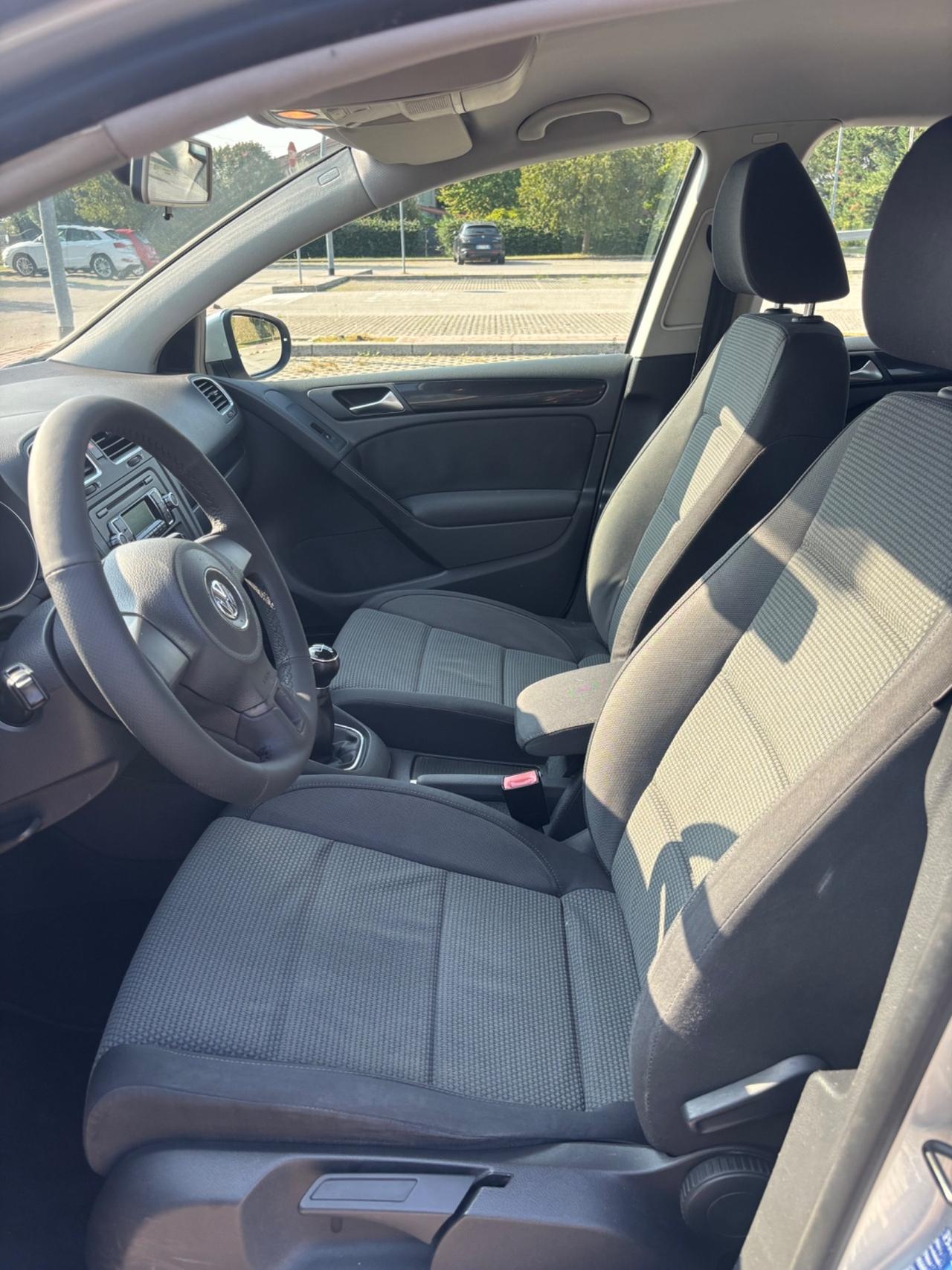 Volkswagen Golf 1.6 TDI DPF 5p. Highline