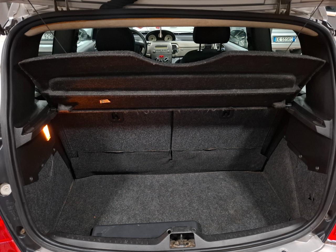 Lancia Ypsilon 1.3 diesel Neopatentato