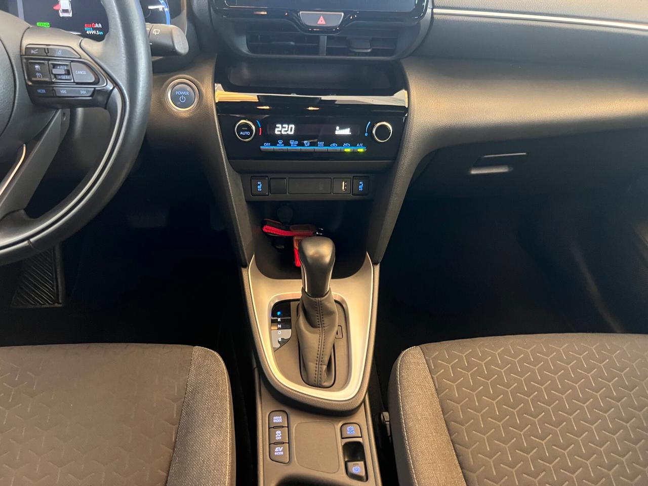 Toyota Yaris Cross 1.5 Hybrid 5p. E-CVT Trend unico proprietario prezzo reale senza finanziamento