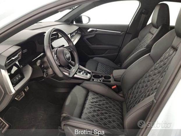 Audi A3 SPB 40 TDI quattro S tr. Identity Black