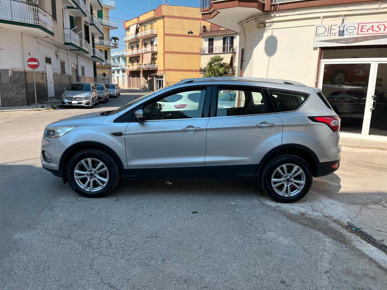 Ford Kuga 1.5 TDCI 120 CV S&S 2WD Business