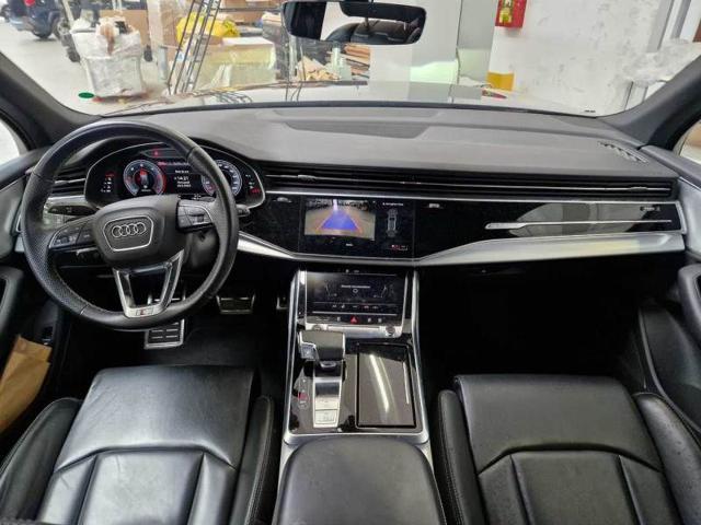 AUDI Q7 50 TDI quattro tiptronic Sport