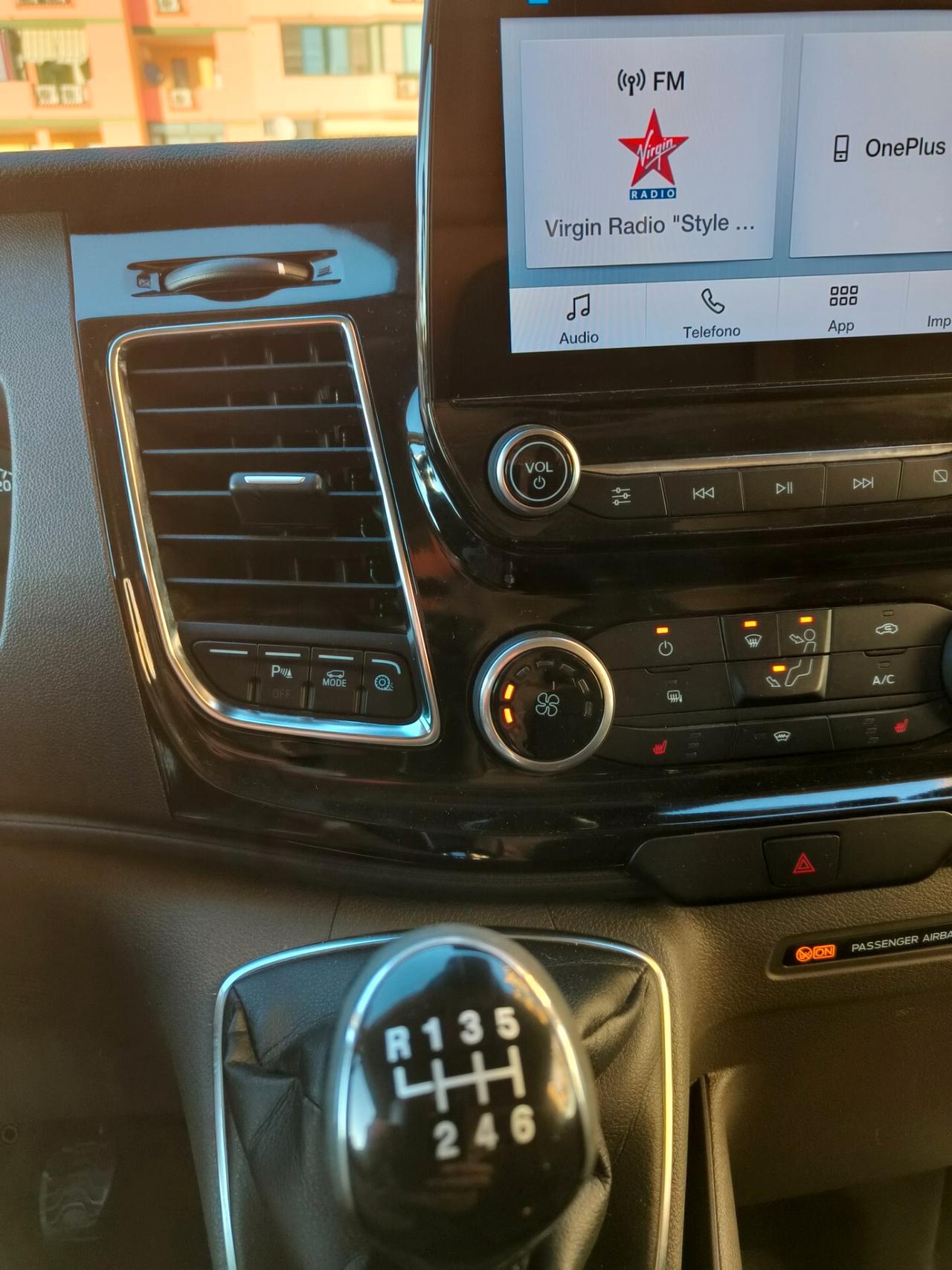 Ford Transit Custom L1H2 125cv Diesel