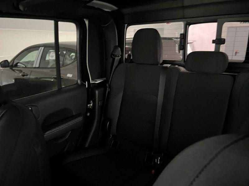 Jeep Gladiator 3.0 V6 Overland 4wd auto 3.0 V6 Overland 4wd auto