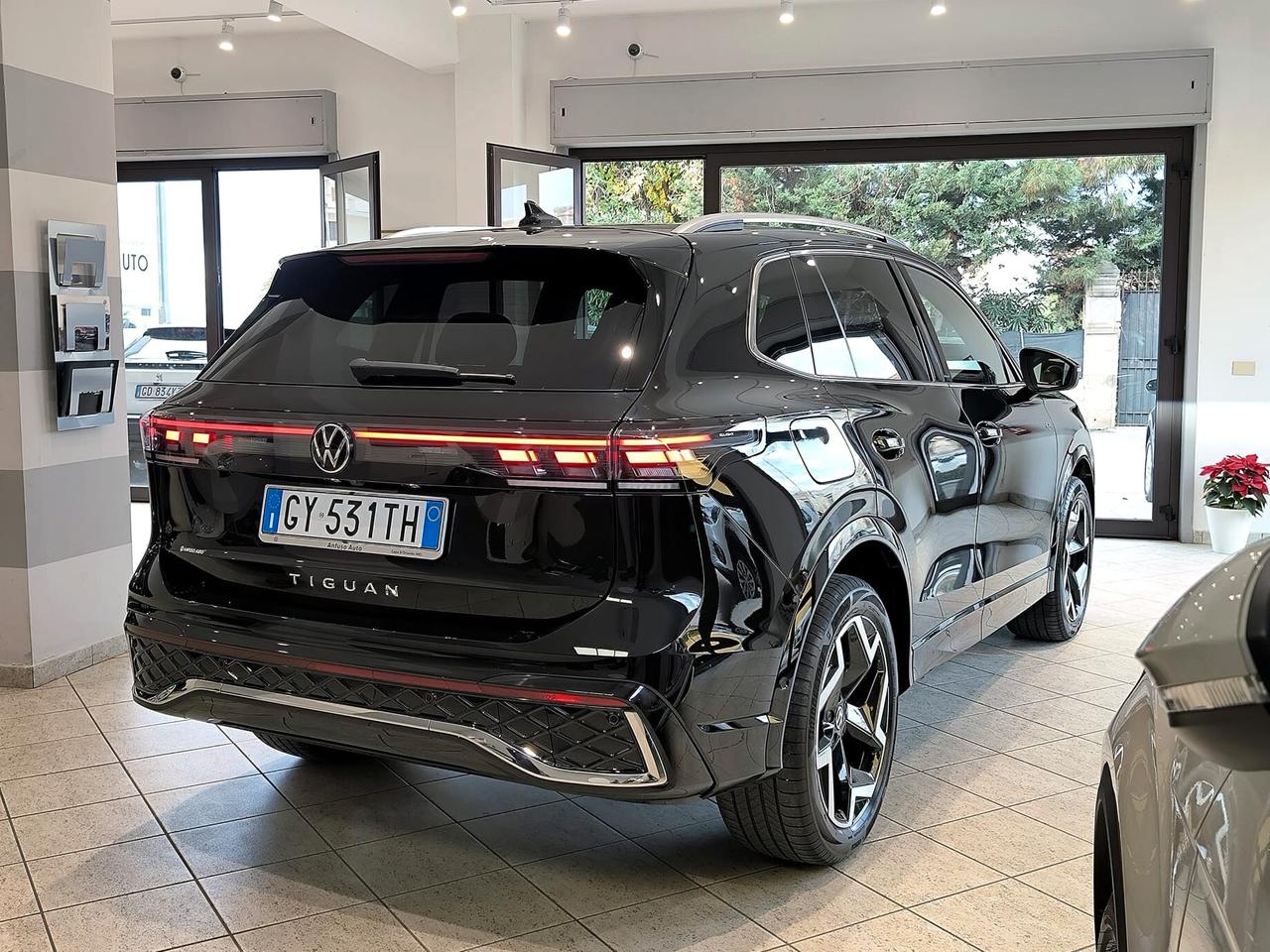 Volkswagen Tiguan 2.0 TDI 150 CV DSG R-Line