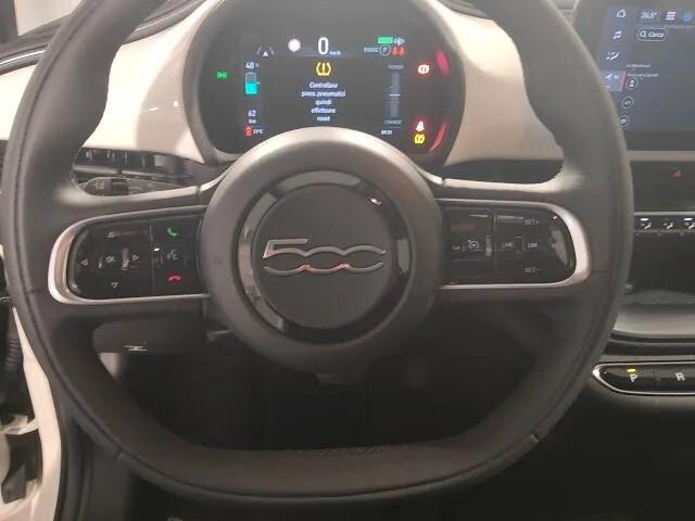 Fiat 500 500e Berlina 23,8 kWh La Prima