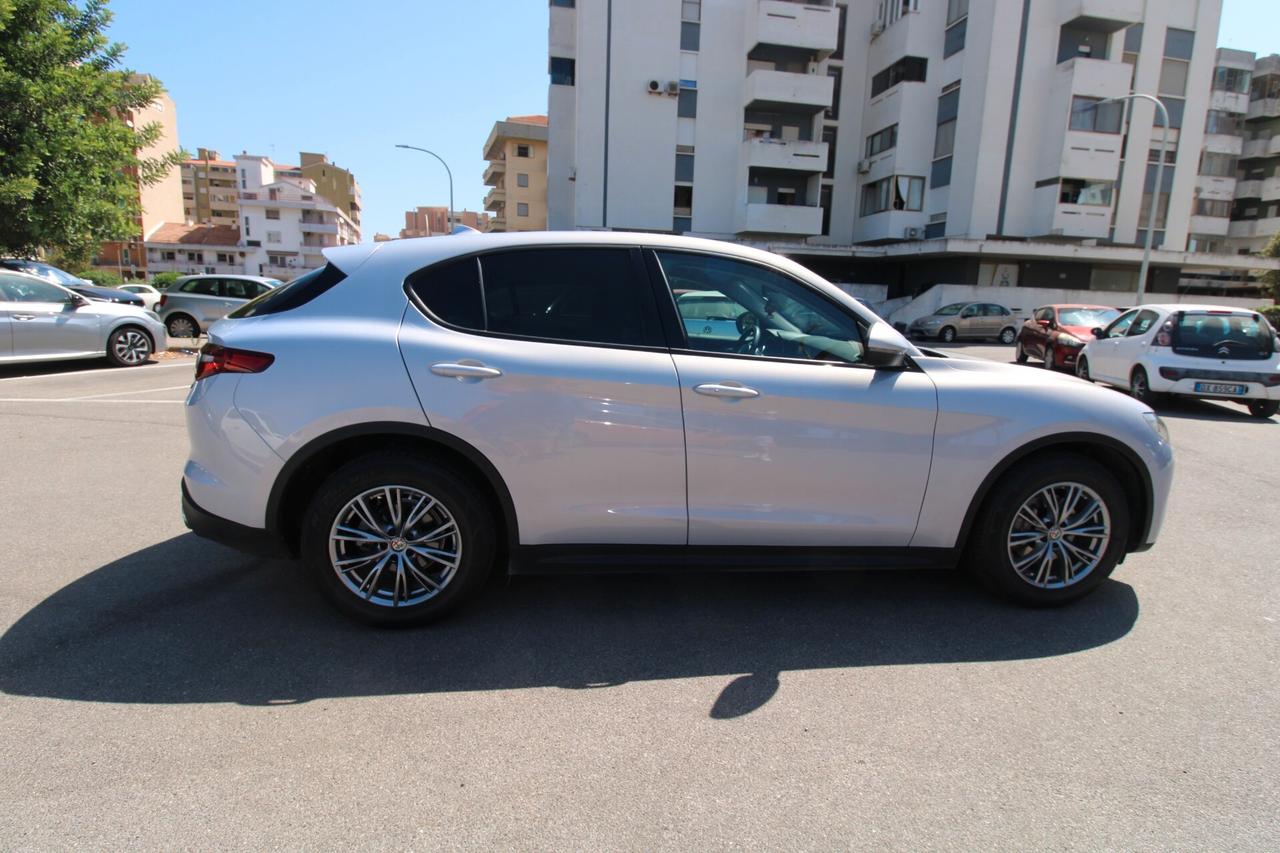 Alfa Romeo Stelvio 2.2 Turbodiesel 190 CV AT8 RWD Executive