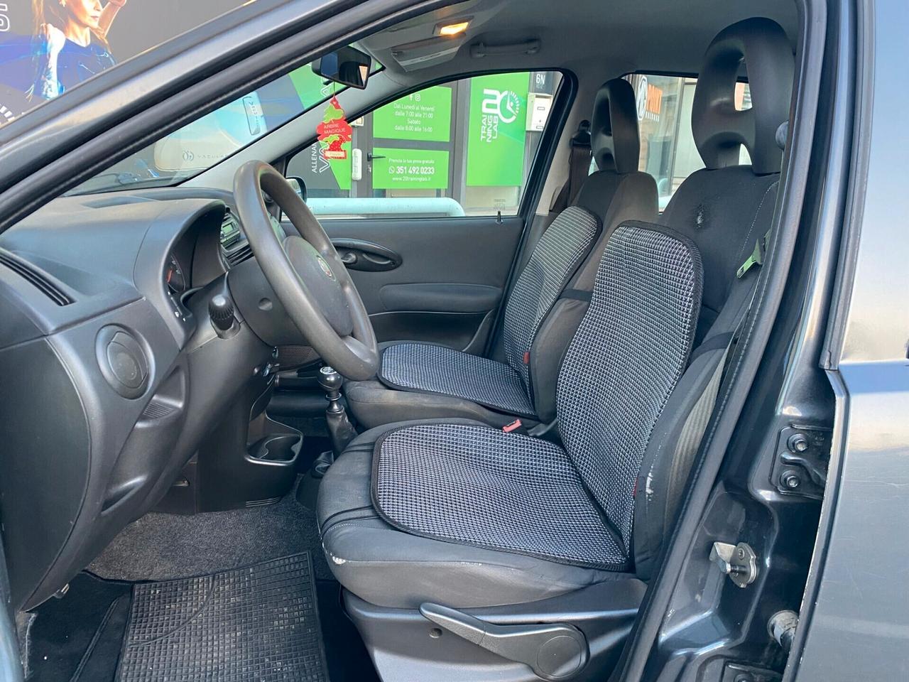 Fiat Punto 1.2 Benzina Euro4 CLIMA – NEOPATENTATI - GARANZIA