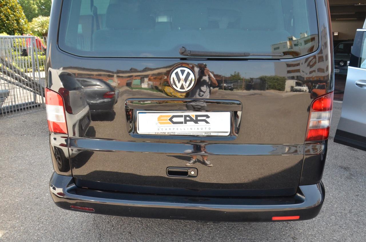 Volkswagen Transporter 2.5 TDI/130CV CARAVELLE AUTOMATICO 9 POSTI