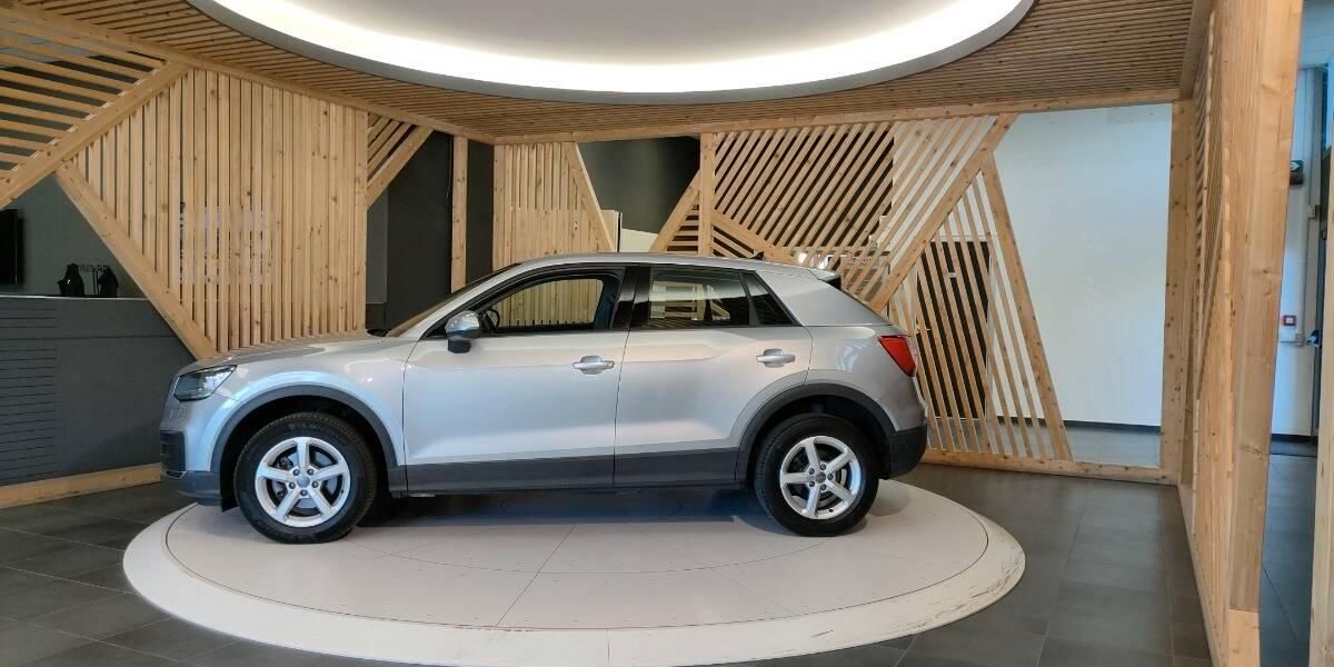 Audi Q2 30 1.6 tdi Business s-tronic my19