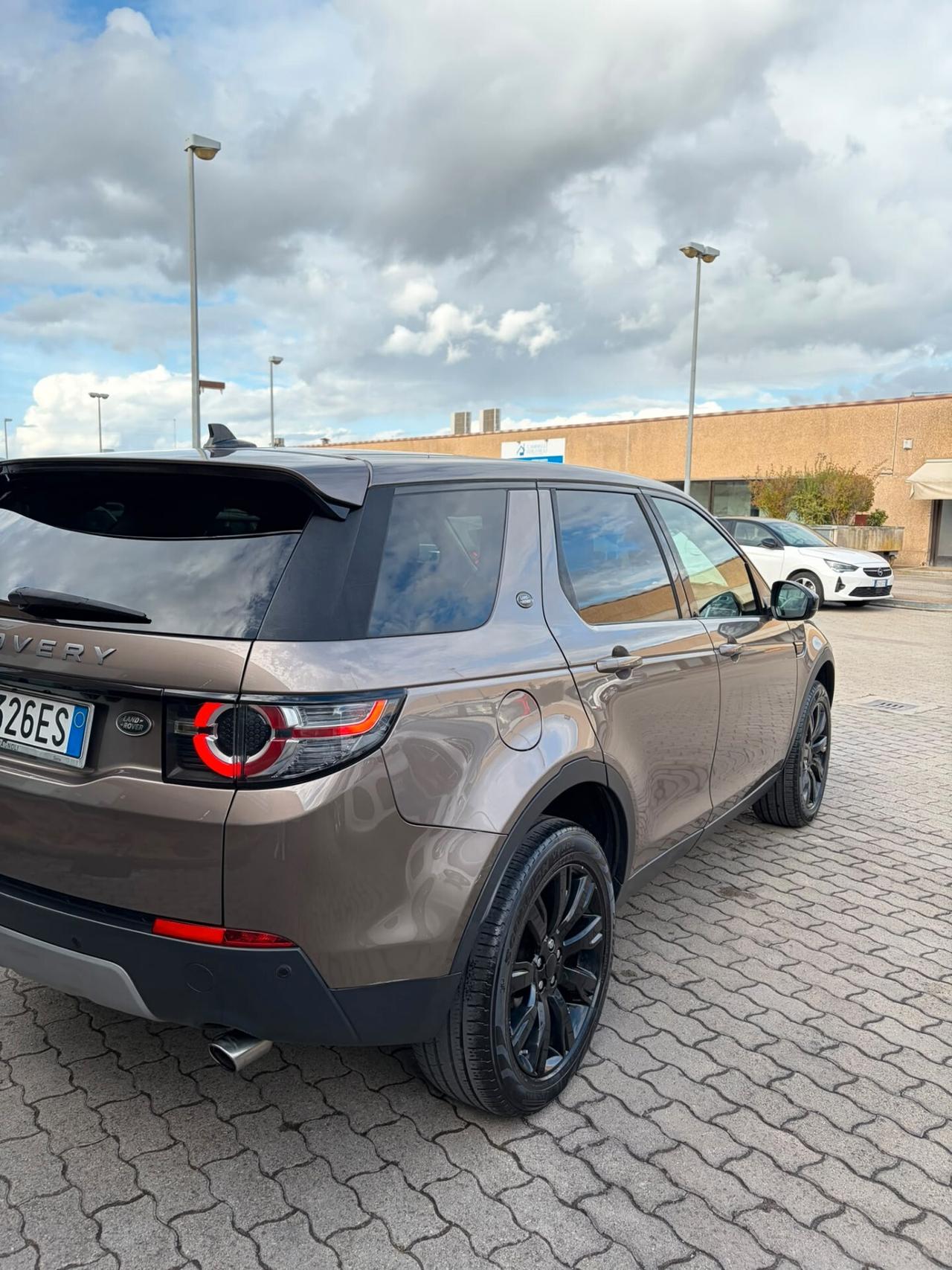 Land Rover Discovery Sport 2.0 TD4 180 CV HSE Luxury