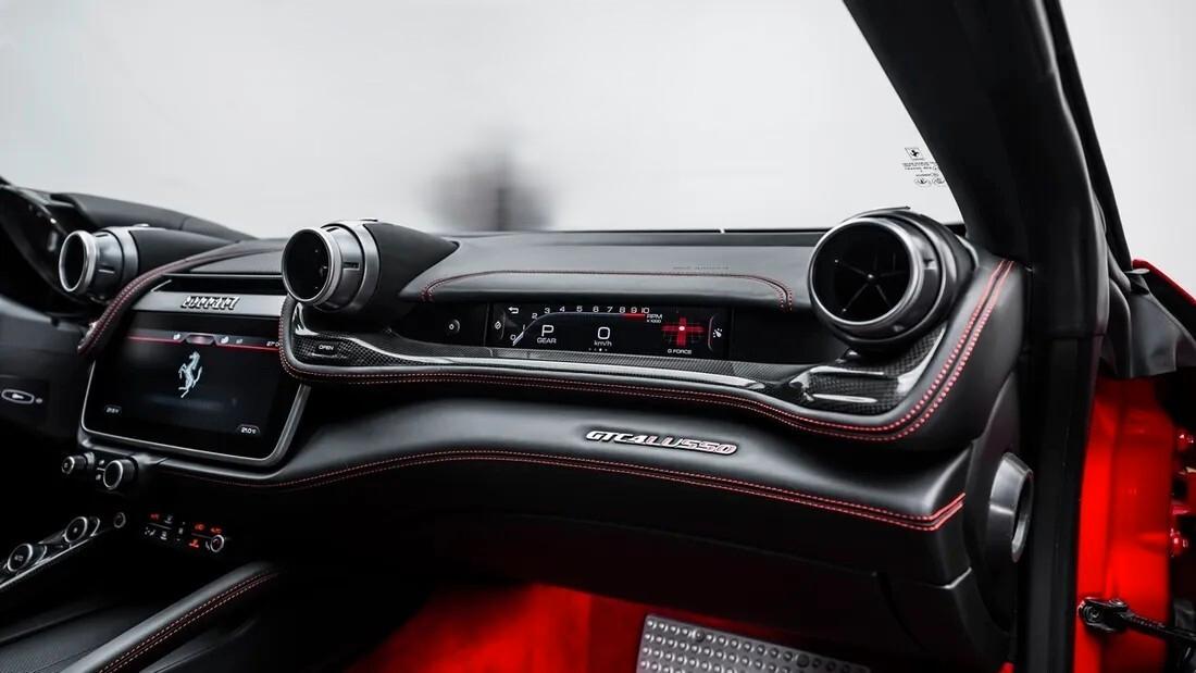 Ferrari GTC4 Lusso LEASING FULL INCLUSIVE - NOLEGGIO LUNGO TERMINE