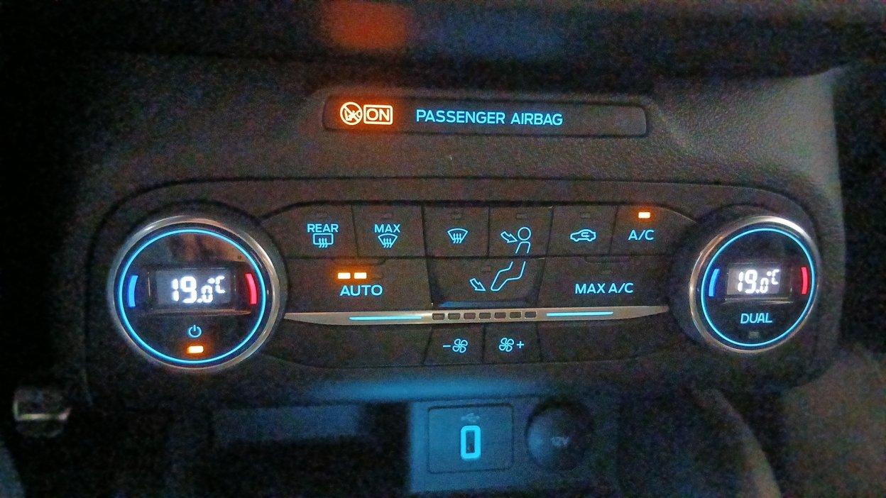 FORD Focus 4ª serie - Focus 1.5 EcoBlue 120 CV SW ST-Line