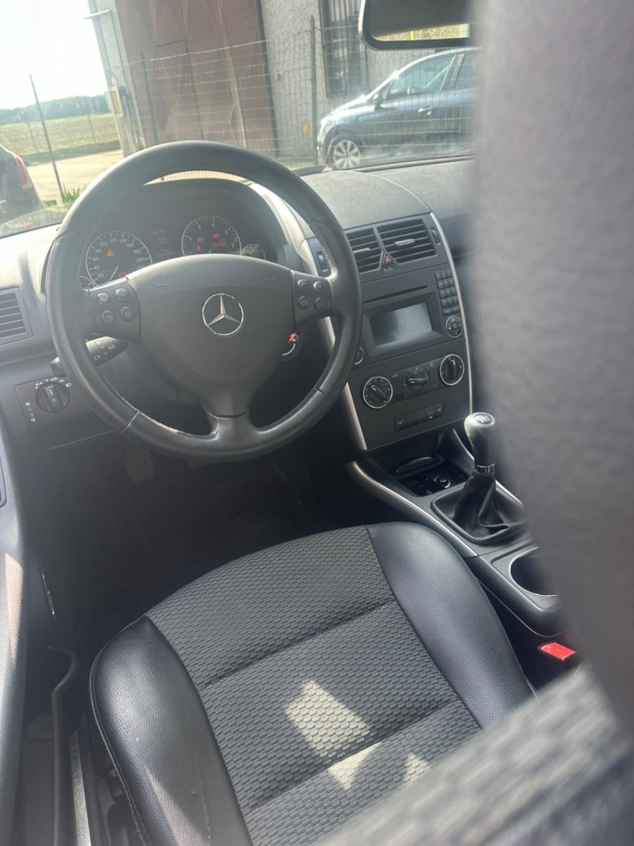 Mercedes-benz A 160 A 160 BlueEFFICIENCY Executive