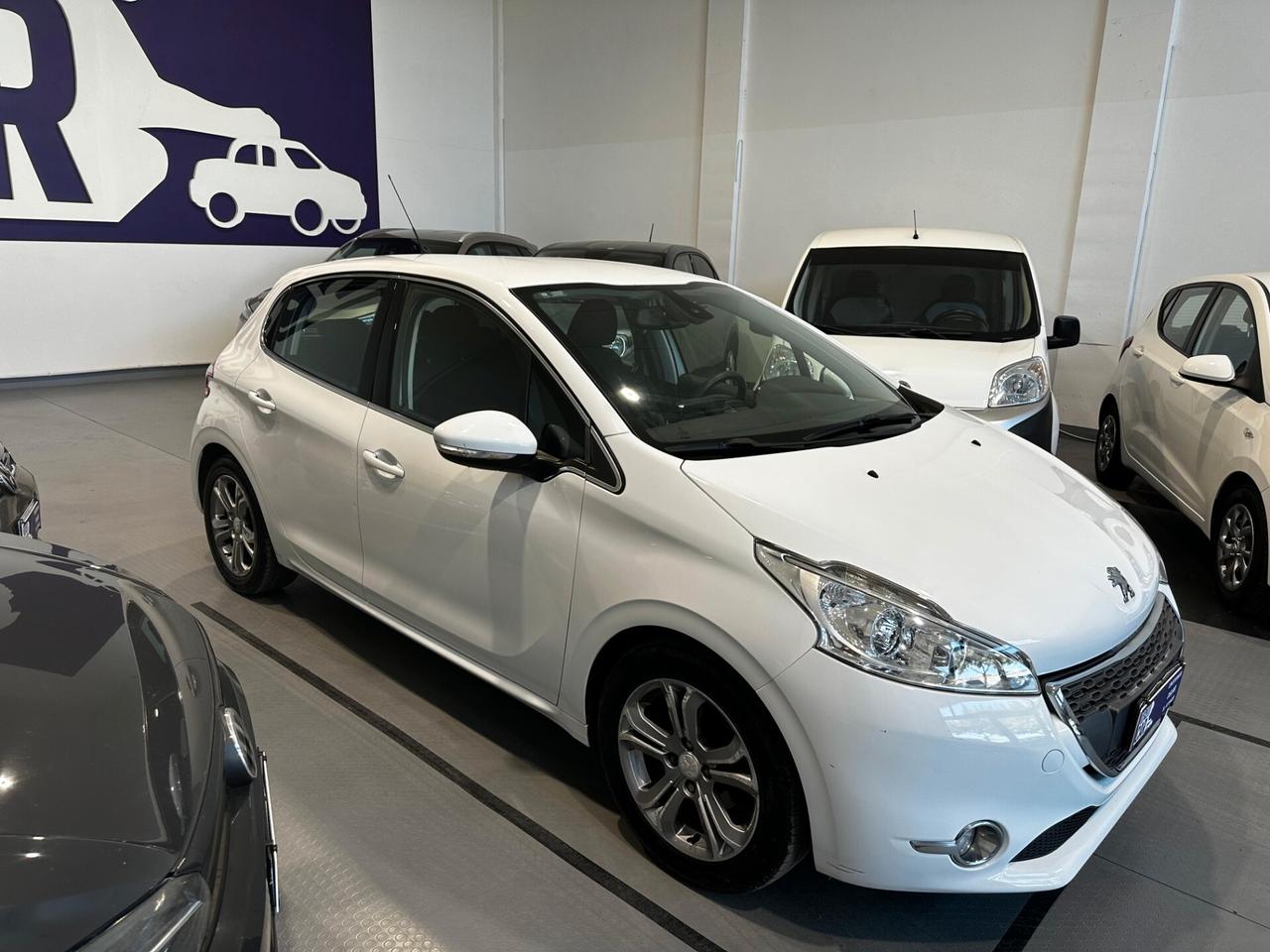 Peugeot 208 1.2 VTi 82 CV 5 porte Access