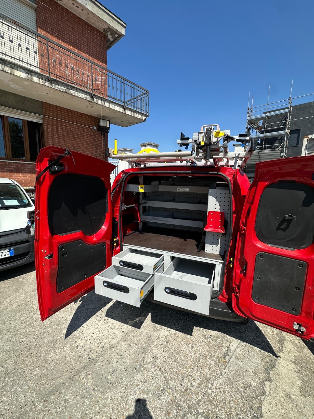 Fiat Fiorino 1.3 MJT 95CV Cargo Adventure