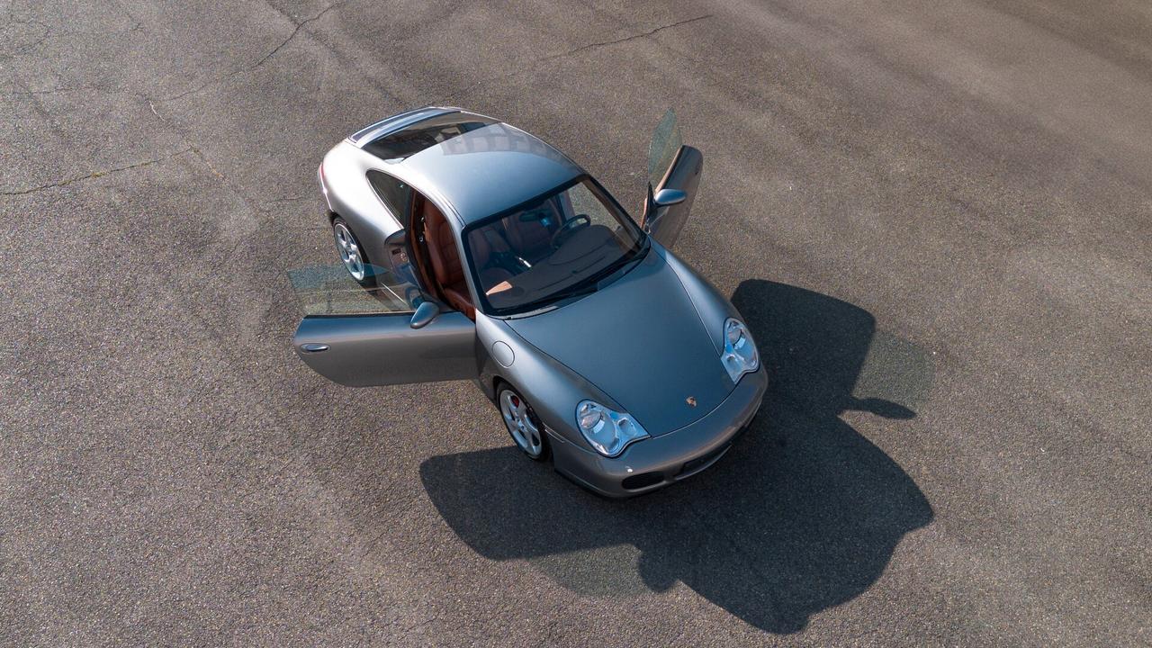 Porsche 911 Carrera 4S cat Coupé