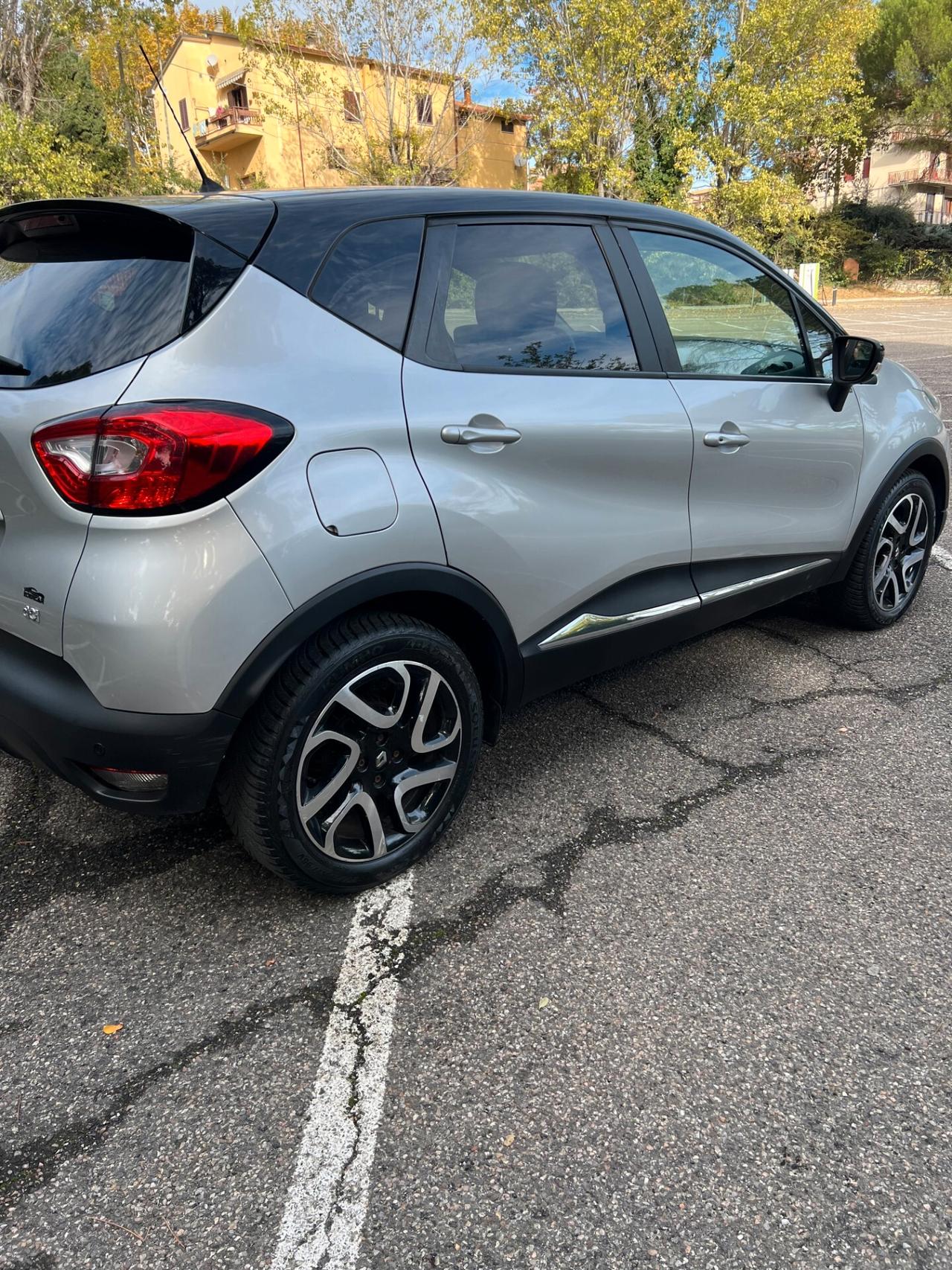 ADATTA PER NEOPATENTATI Renault Captur 1.5 dCi 8V 90 CV Start&Stop Energy R-Link