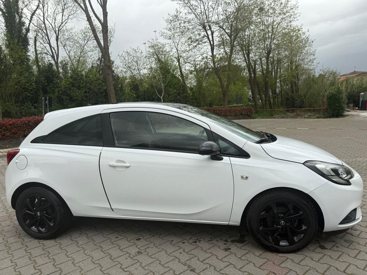 Opel Corsa 1.4 90CV GPL Tech B color neopatentati