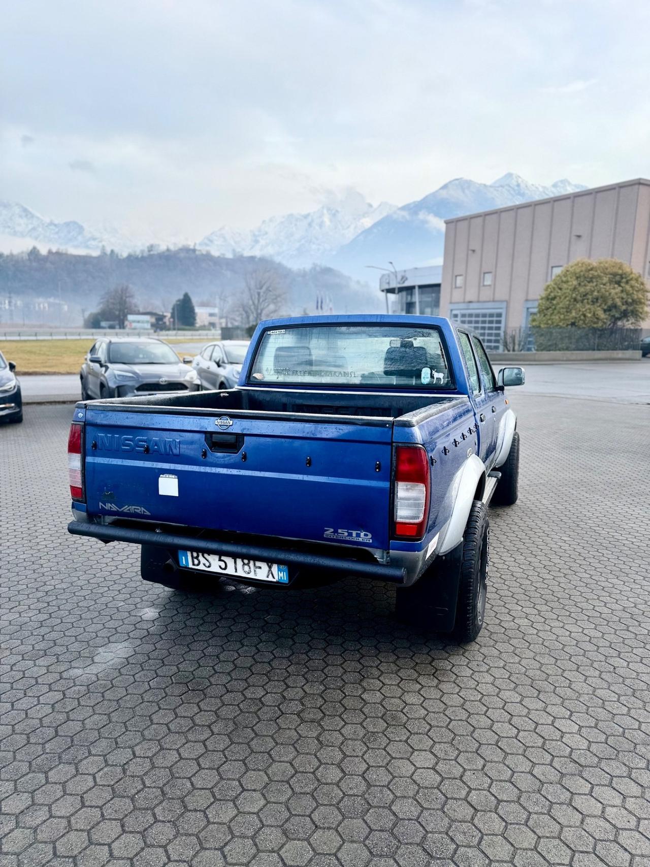Nissan navara d22 pick up motore a ingranaggi