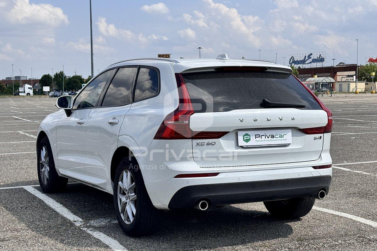 VOLVO XC60 B4 (d) AWD Geartronic Business