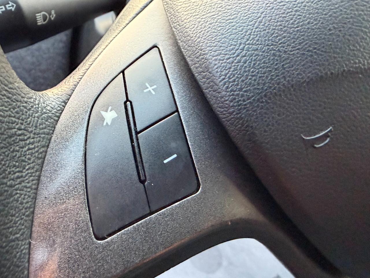 Lancia Ypsilon 1.2 69 cv. ELEFANTINO BLU