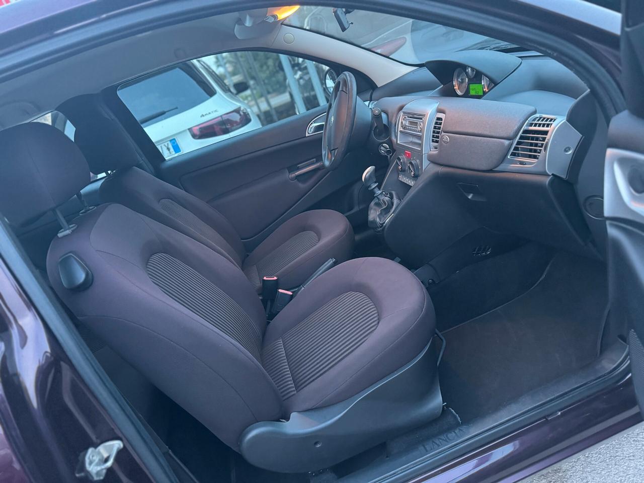 Lancia Ypsilon 1.2 69 CV Diva