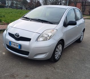 Toyota Yaris 1.3 5 porte Sol