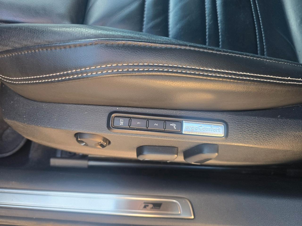 Volkswagen Passat Variant 2.0 TDI SCR 190 CV 4MOTION DSG Executive BMT