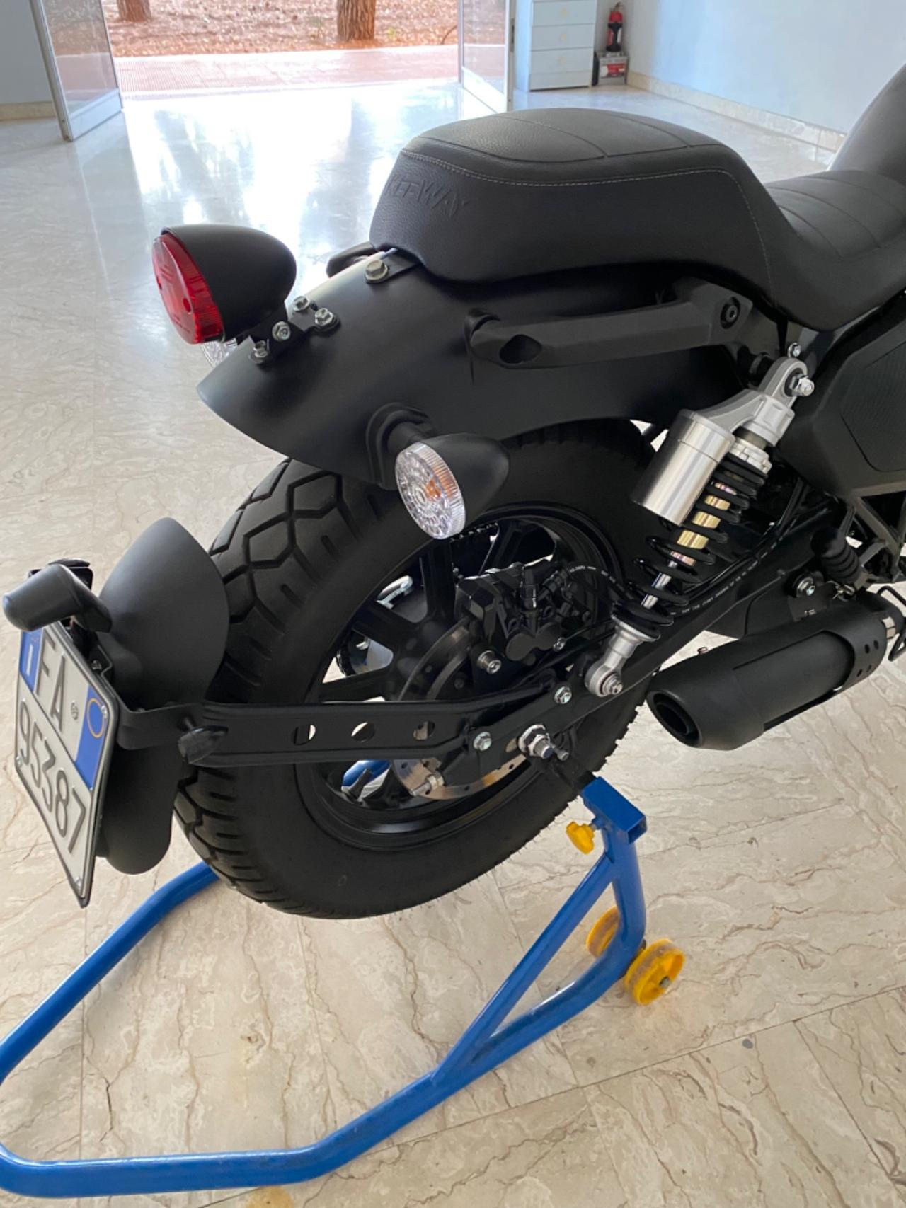 Keeway K-Light 125 Custom cafè racer