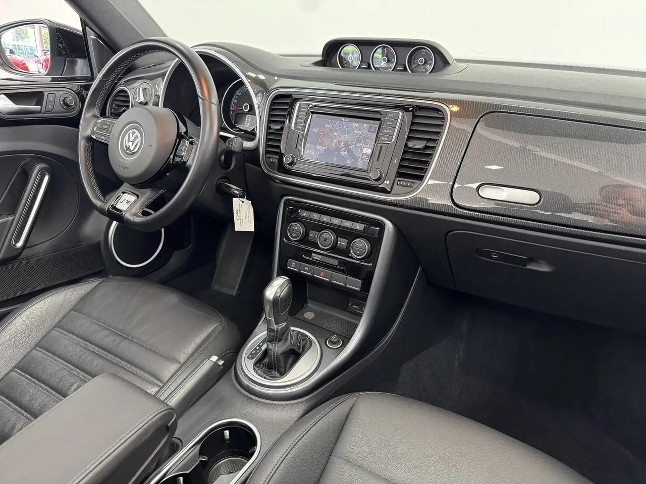 Volkswagen Maggiolino Cabrio 1.4 TSI DSG Sport BlueMotion Technology R LINE