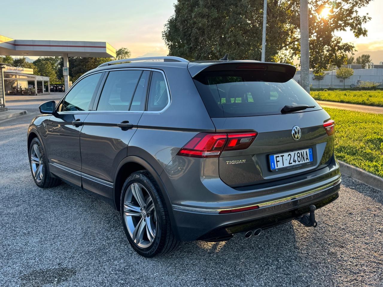 Volkswagen Tiguan 2.0 TDI R-Line 4MOTION