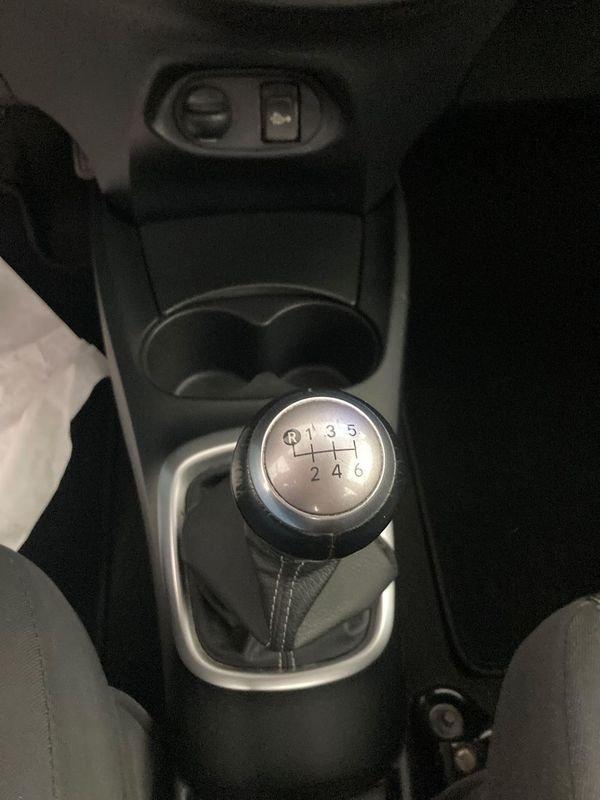 Toyota Yaris Yaris 5p 1.3 Lounge my16