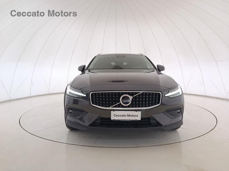 Volvo V60 2.0 B4 Plus AWD automatico