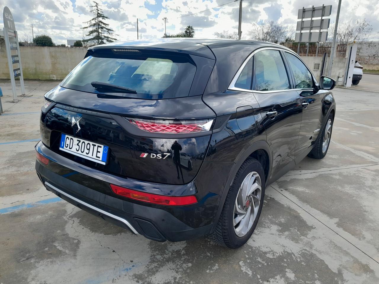 DS 7 CROSSBACK BUSINESS 1.6 HDI 130CV CAMBIO AUTOMATICO