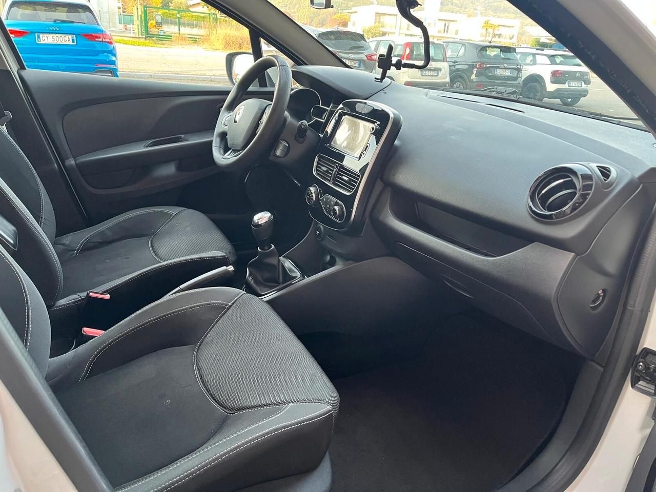 Renault Clio Clio 0.9 tce energy Zen 90cv - NEOPATAENTATI OK