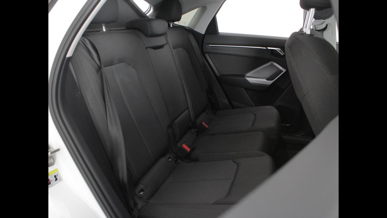 AUDI Q3 I 2019 Sportback - Q3 Sportback 45 1.4 tfsi e Business Plus s-tronic