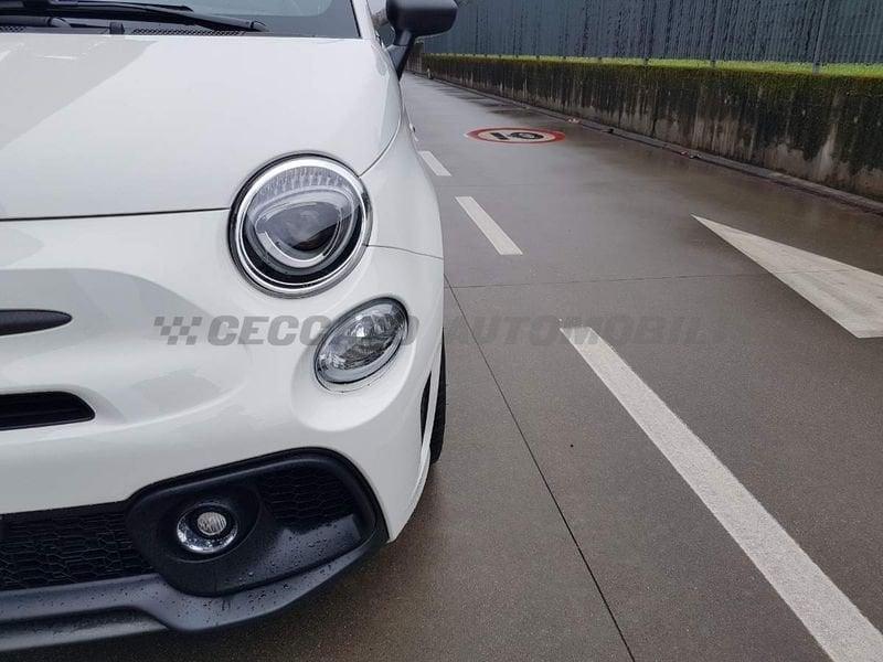 Abarth 695 695 1.4 t-jet 180cv auto