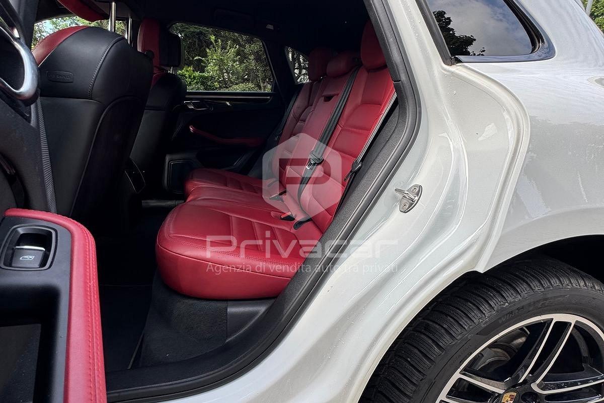 PORSCHE Macan 3.0 S