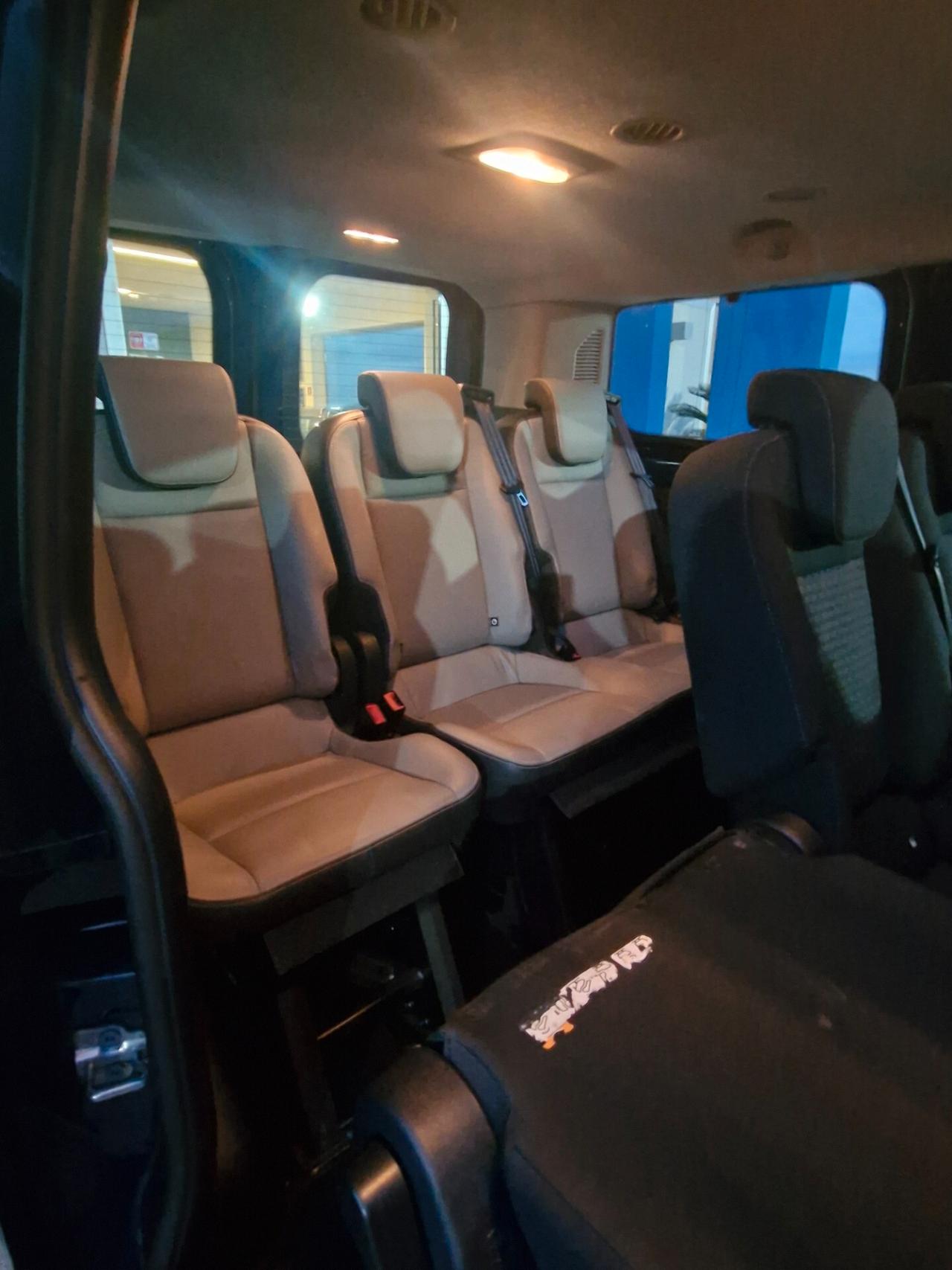 Ford Tourneo Custom 320 2.0 TDCi 130CV PC Trend