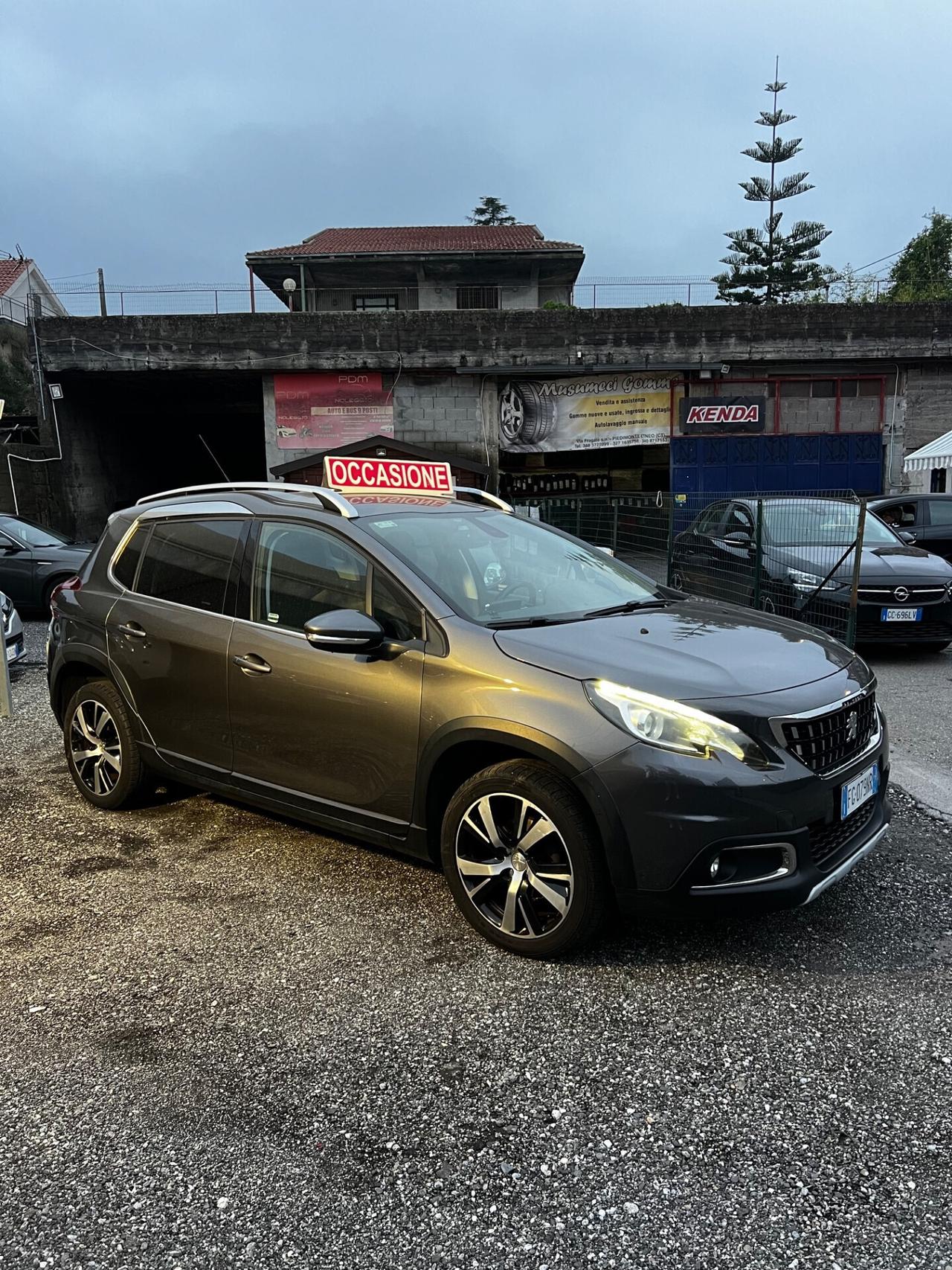 Peugeot 2008 BlueHDi 100 GT Line neopatentati