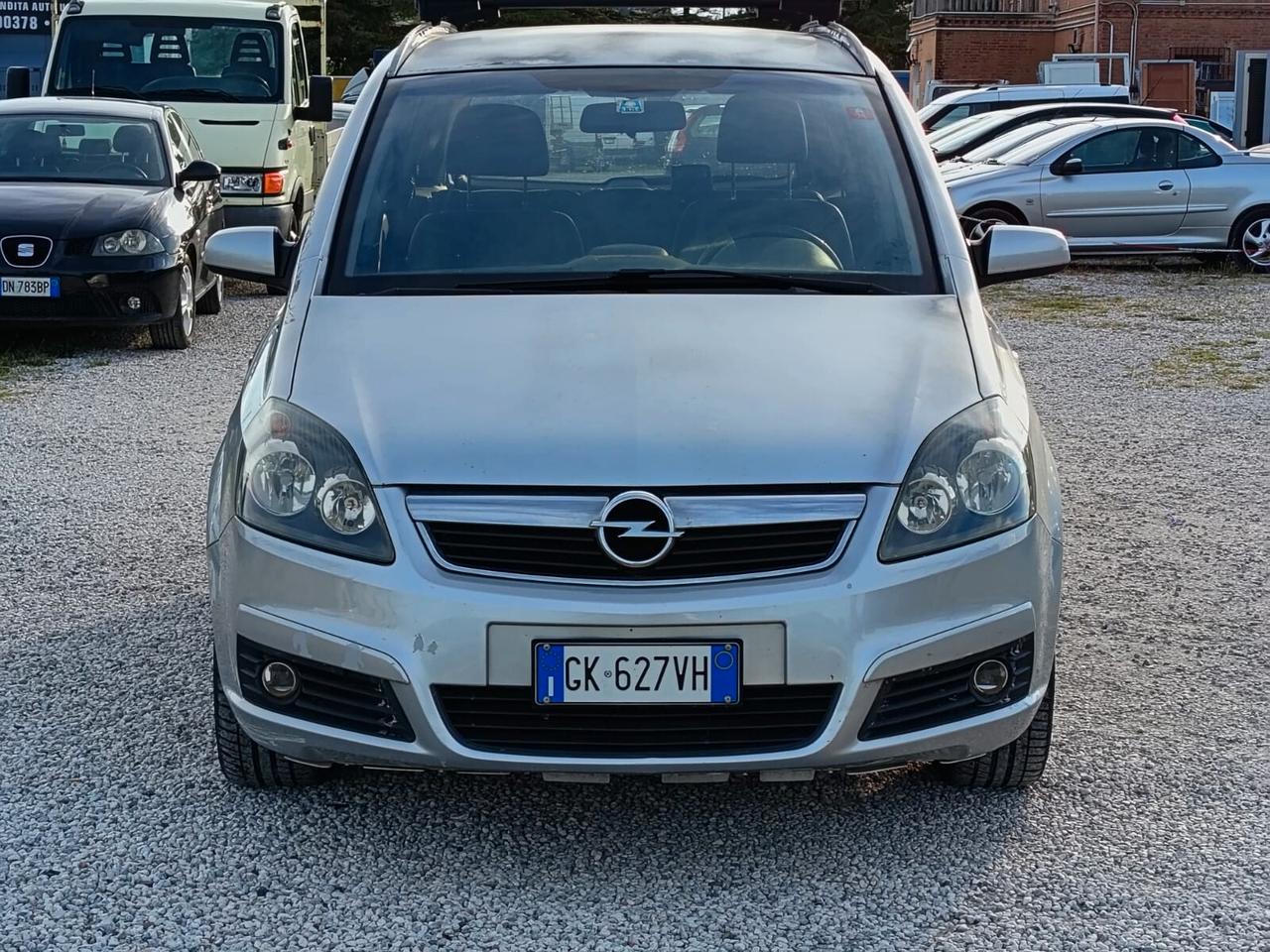 Opel Zafira 2007 1.6 16V ecoM 94CV Cosmo 5 POSTI USO PER LAVORO